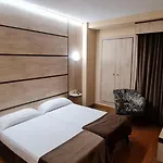 La Rad Hotel