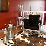 La Rad Hotel