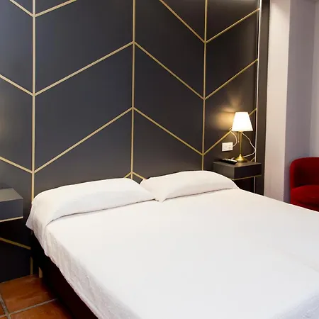 Hotell La Rad 2*
