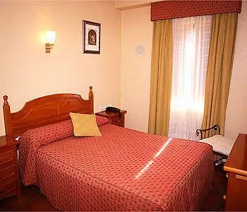 La Rad Hotel 2*