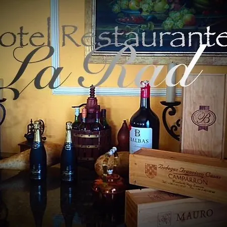 La Rad Hotell Galindo Y Perahuy