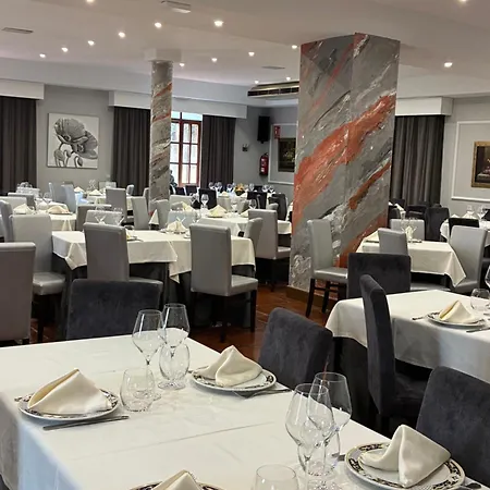 Hotel La Rad Galindo Y Perahuy