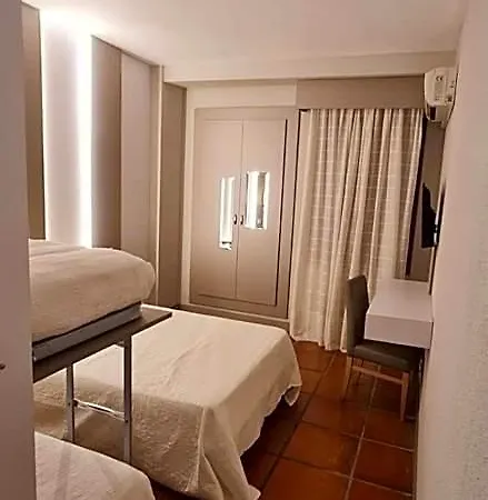La Rad Hotel Galindo Y Perahuy