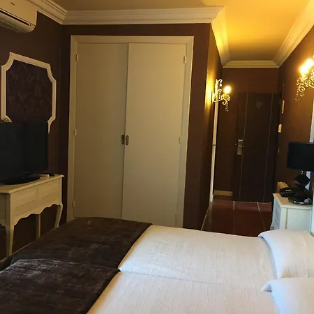 Hotel La Rad 2*