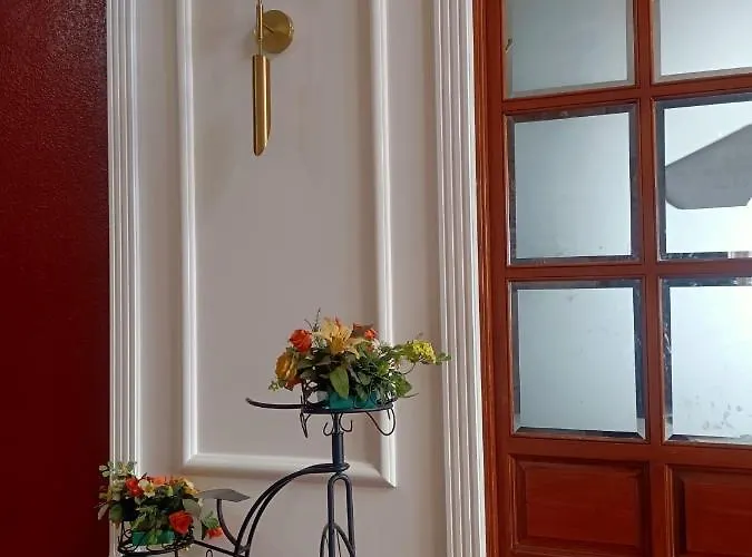 La Rad Hotell Galindo Y Perahuy